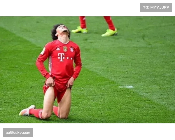 金玟哉两黄变一红被罚下 拜仁十人作战考验防守韧性 金玟哉两黄变一红被罚下 拜仁十人作战考验防守韧性